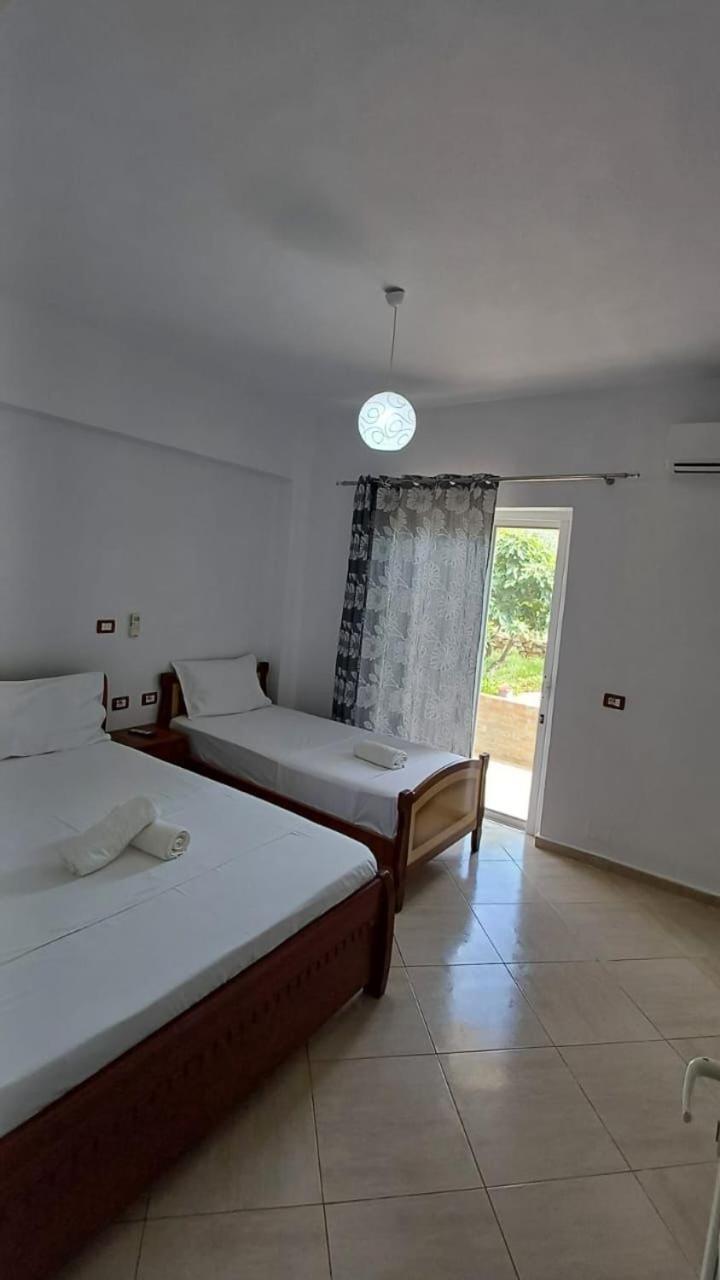 Villa 3 Ishujt Ksamil Buitenkant foto